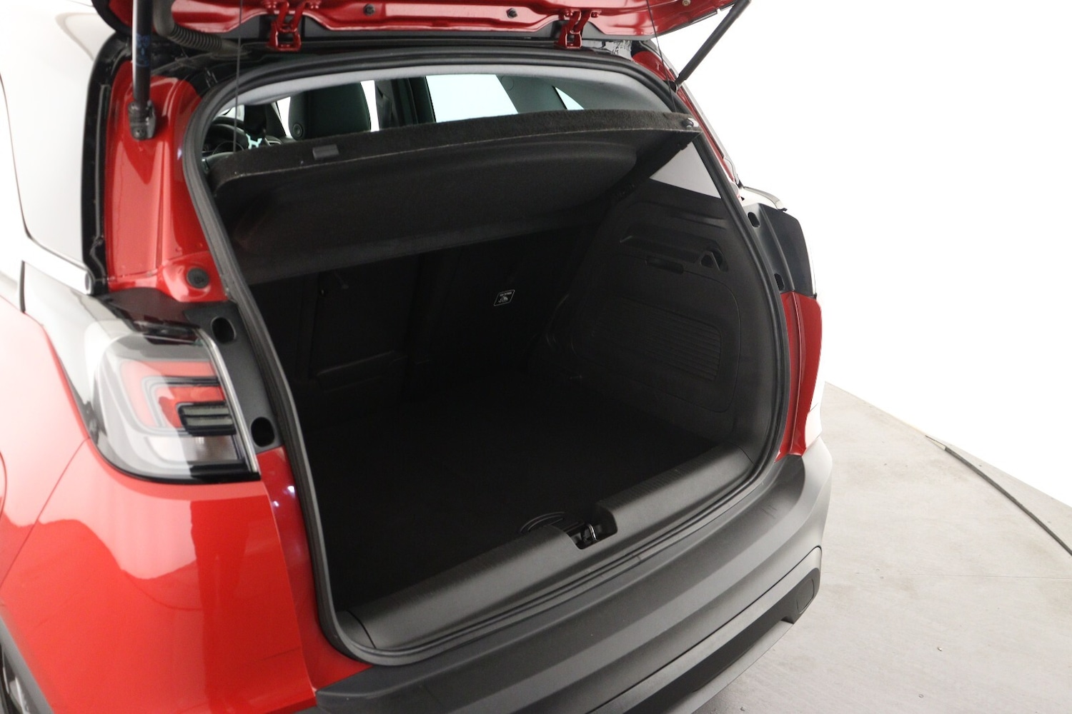 Used Vauxhall Crossland 2022 for sale - 76302475: Photo 9