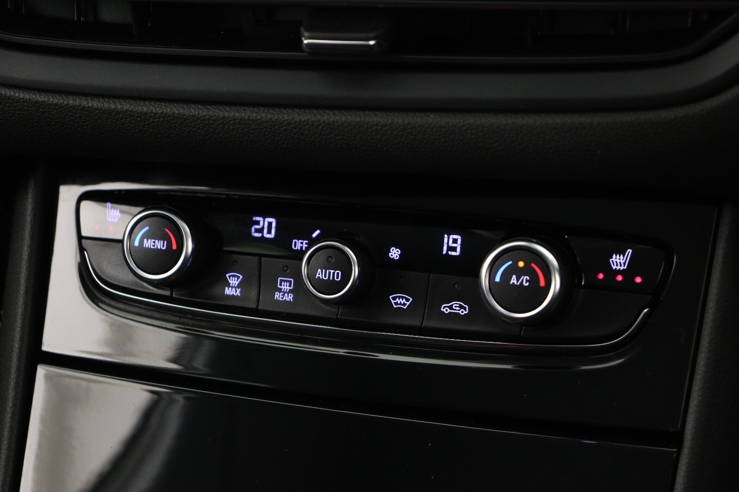 Used Vauxhall Grandland 2024 for sale - 76217299: Photo 22