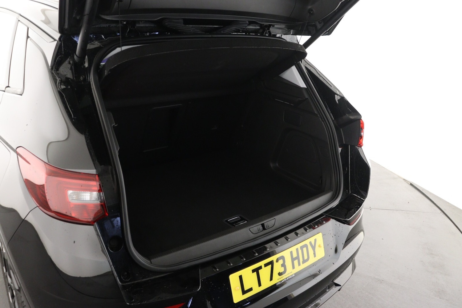 Used Vauxhall Grandland 2024 for sale - 76556945: Photo 10