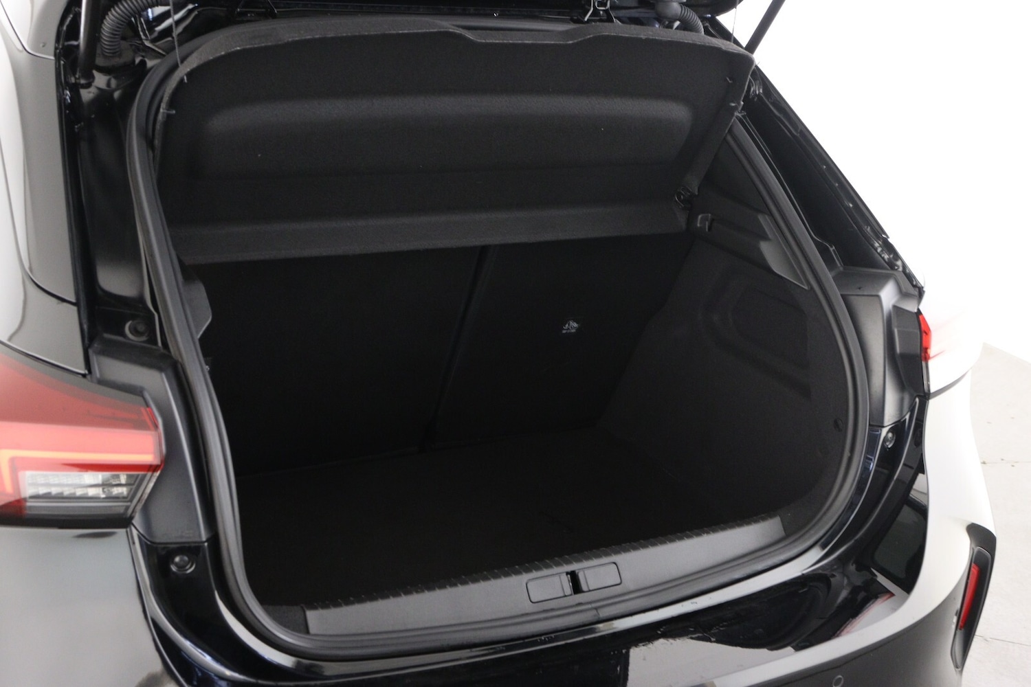 Used Vauxhall Corsa 2024 for sale - 77532120: Photo 10