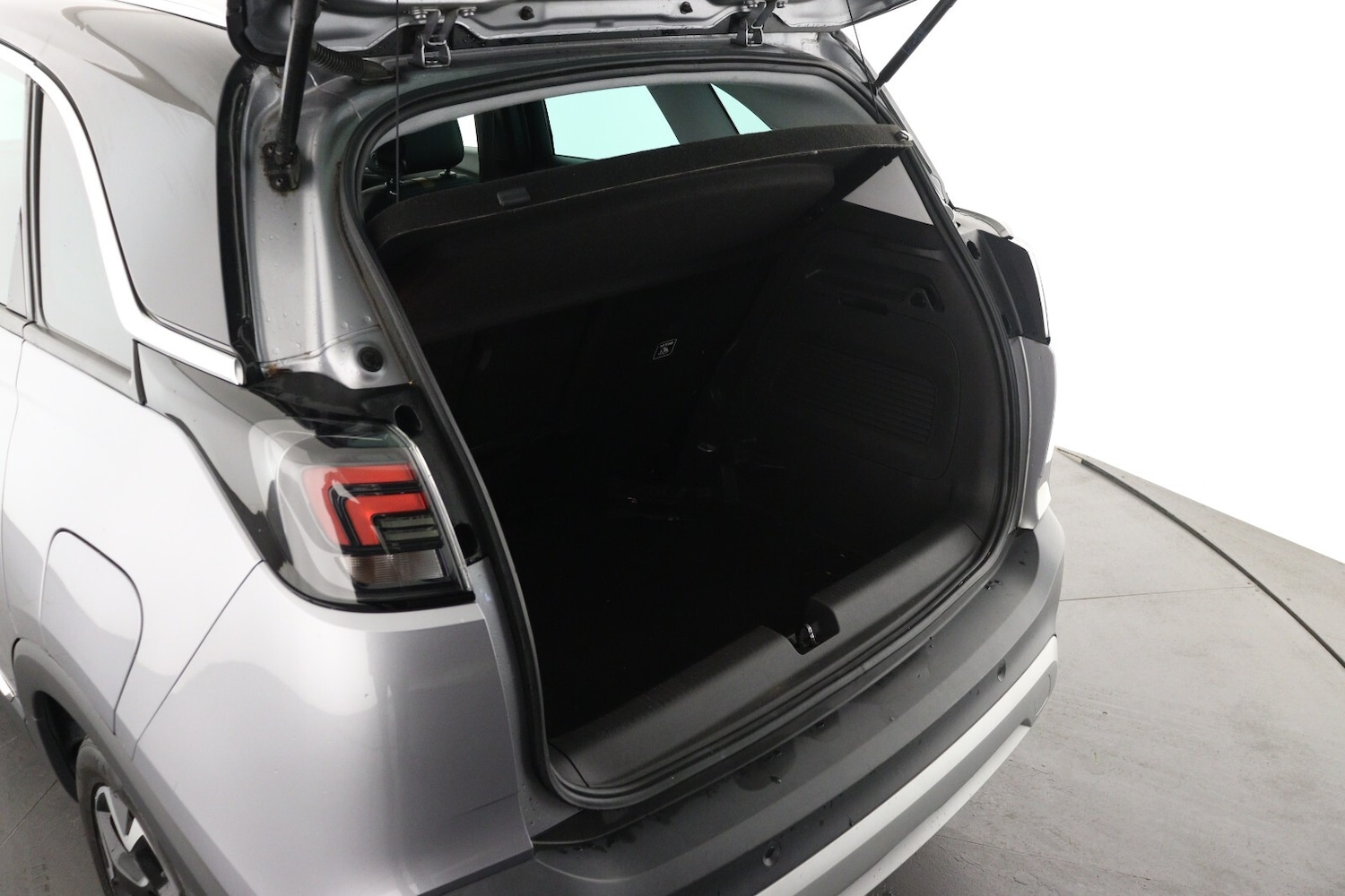 Used Vauxhall Crossland 2021 for sale - 76420290: Photo 10