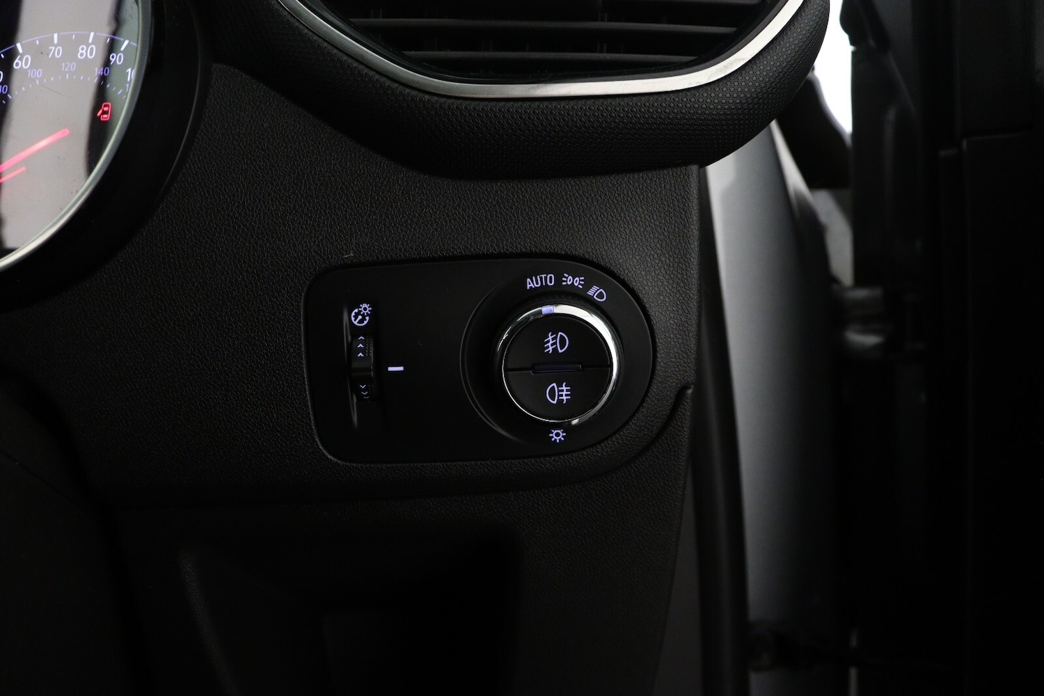 Used Vauxhall Crossland 2021 for sale - 76420290: Photo 22