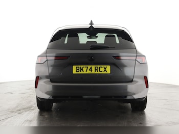 Used Vauxhall Astra 2024 for sale - 76297543: Photo