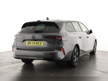 Used Vauxhall Astra 2024 for sale - 76297543: Photo