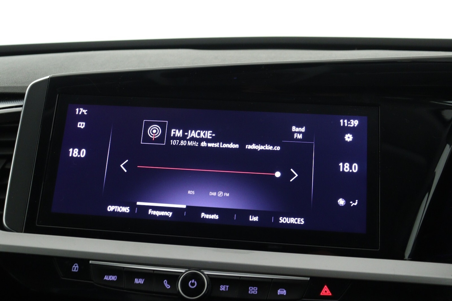 Used Vauxhall Grandland 2023 for sale - 76217260: Photo 16