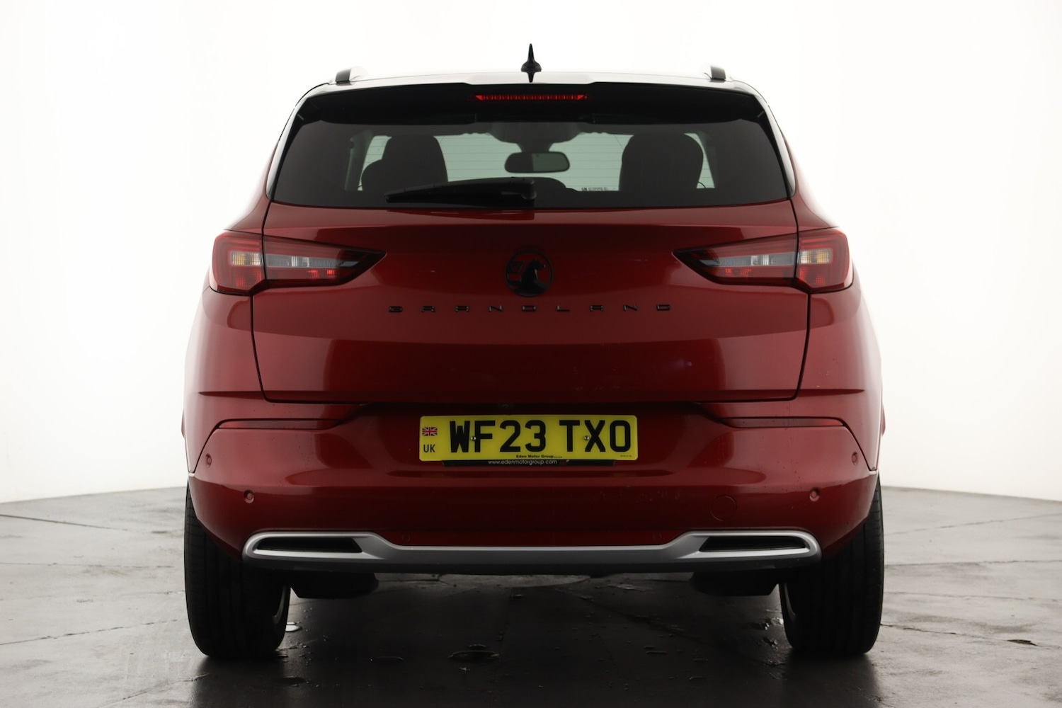 Used Vauxhall Grandland 2023 for sale - 76217260: Photo 2