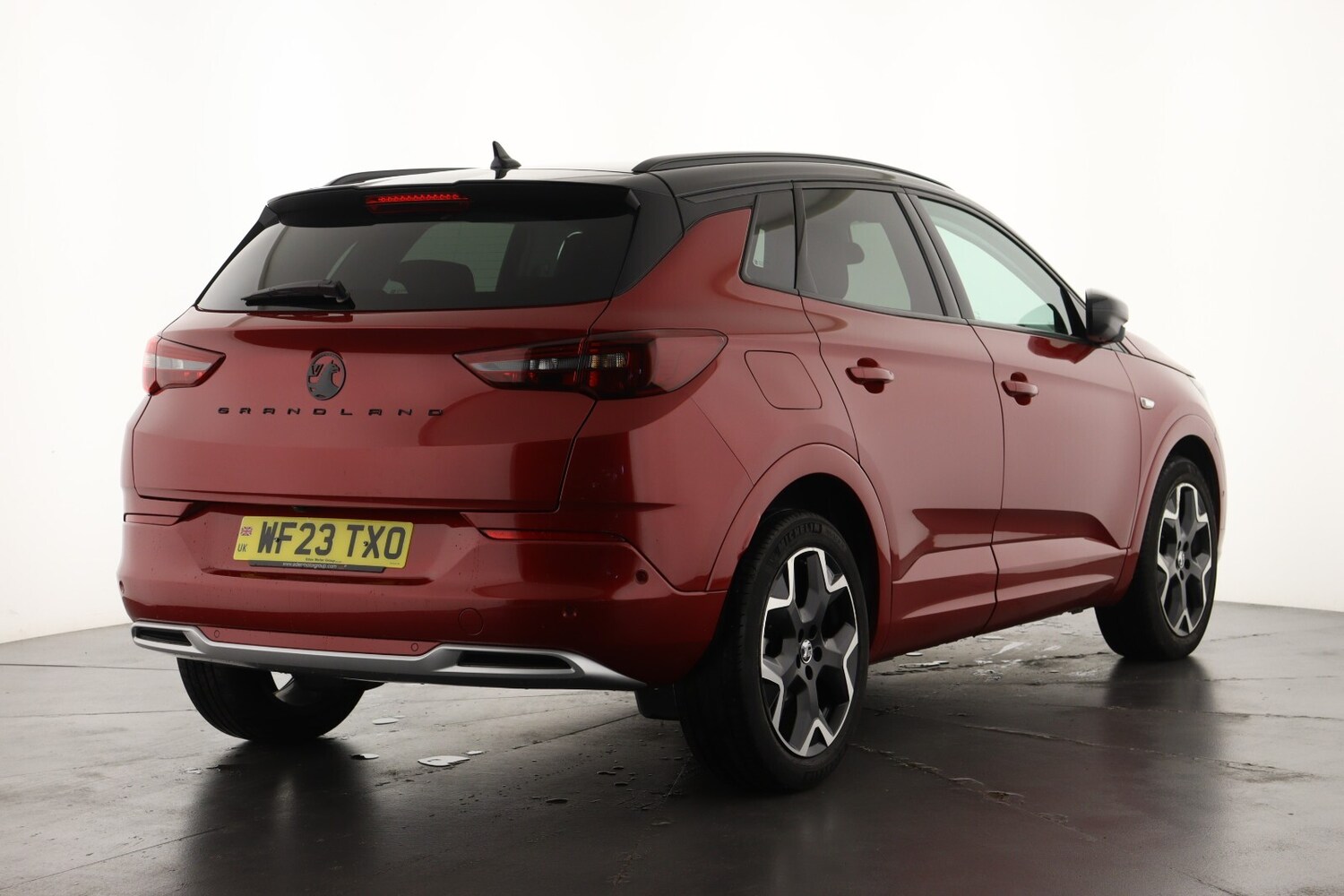 Used Vauxhall Grandland 2023 for sale - 76217260: Photo 3