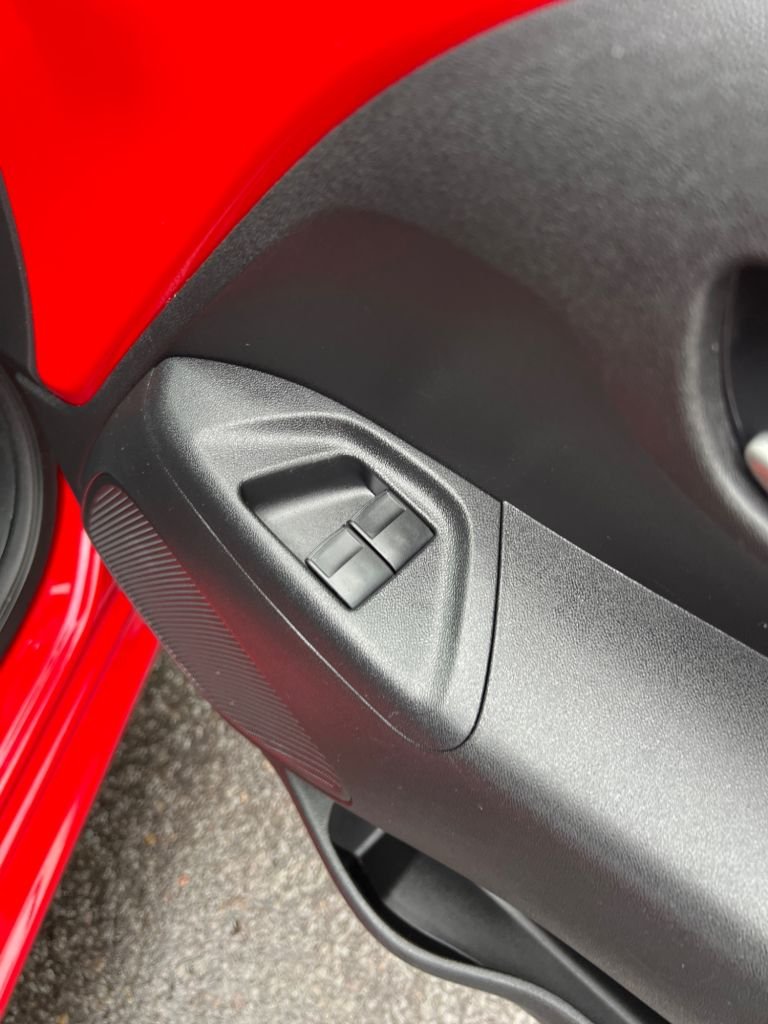 Used Toyota AYGO 2021 for sale - 77302729: Photo 36