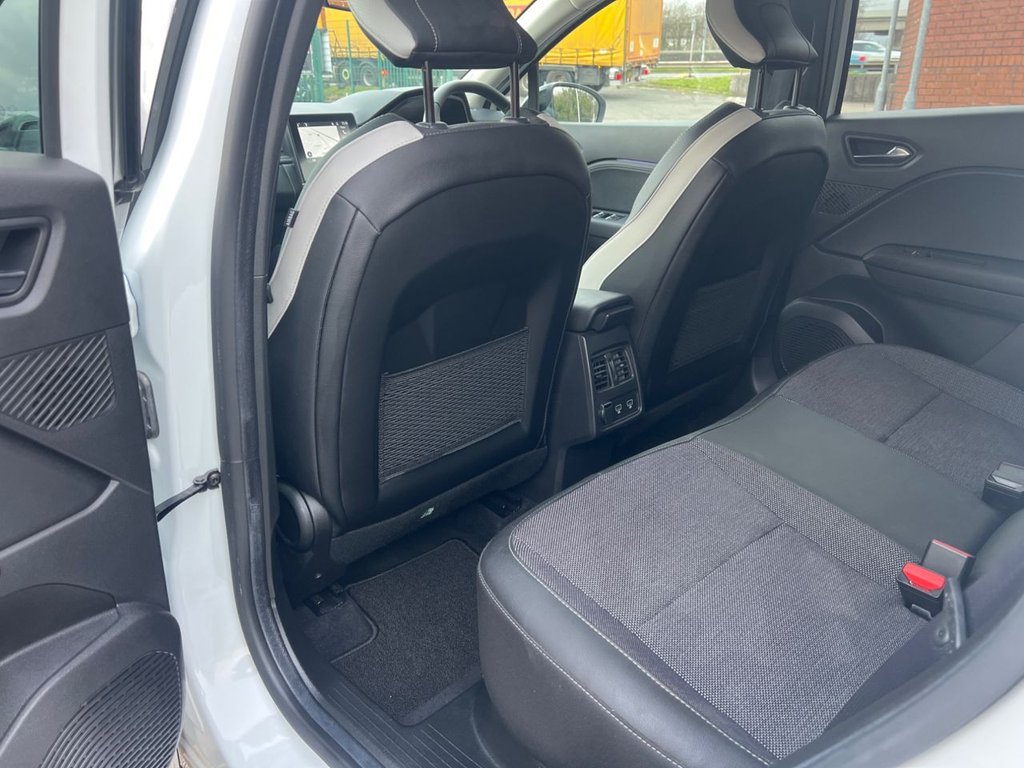 Used Renault Captur 2023 for sale - 77422441: Photo 32