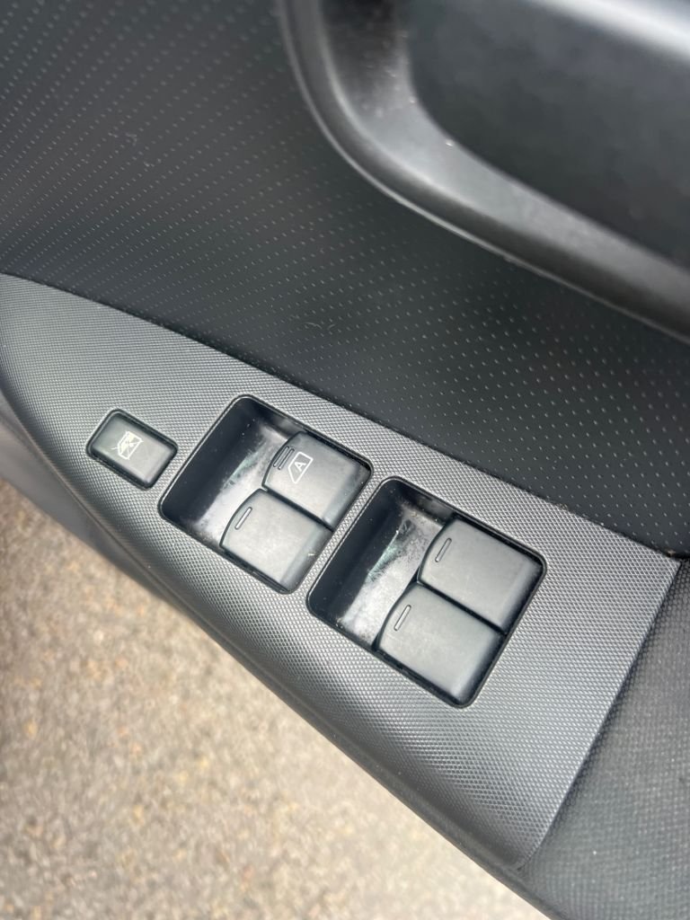 Used Nissan Note 2009 for sale - 77327809: Photo 40