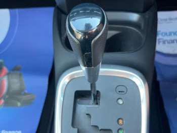 Used Toyota Yaris 2019 for sale - 74305928: Photo