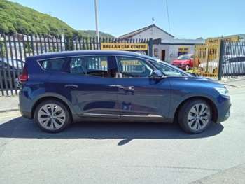 Used Renault Grand Scenic 2017 for sale - 75220690: Photo