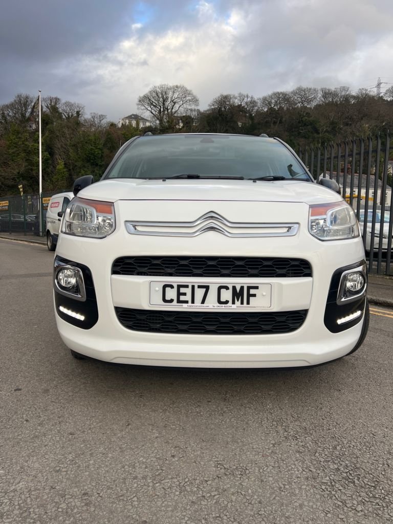 Used Citroen C3 Picasso 2017 for sale - 76910307: Photo 12