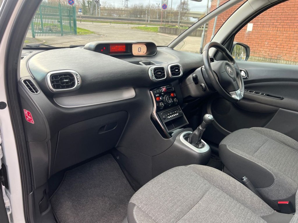 Used Citroen C3 Picasso 2017 for sale - 76910307: Photo 22