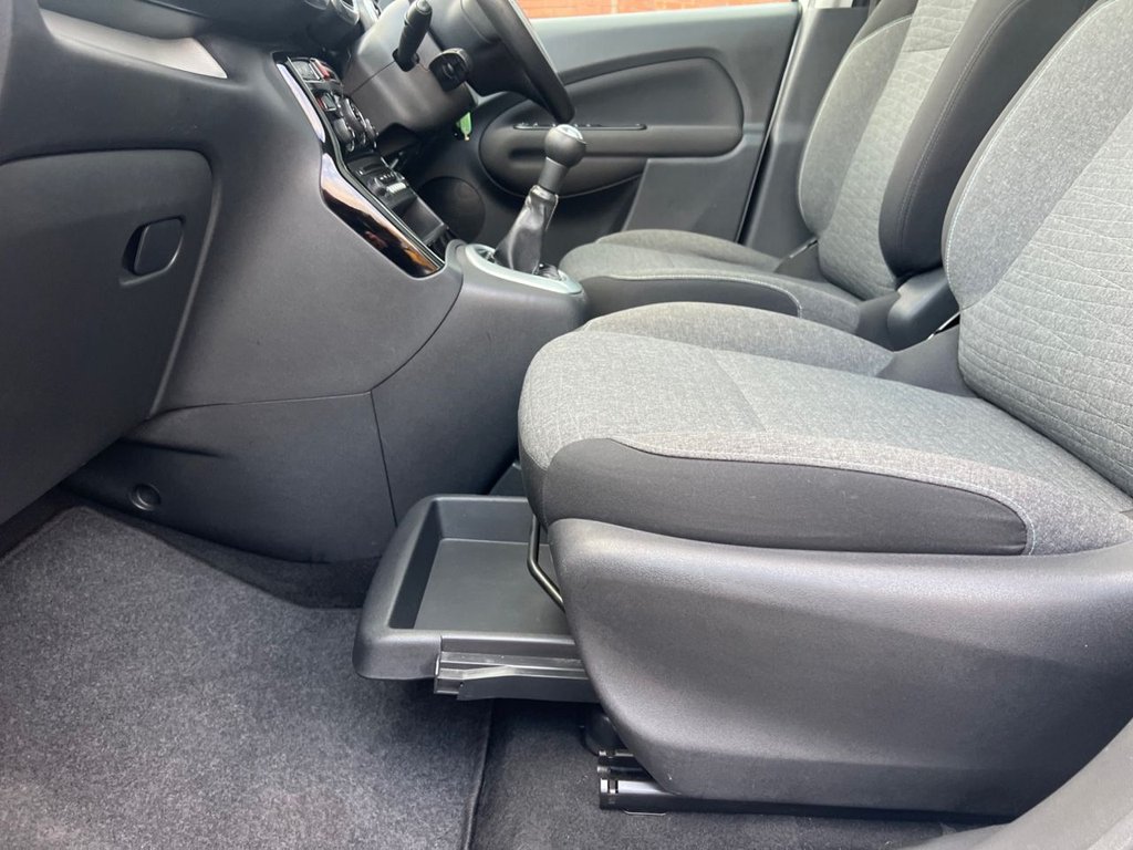 Used Citroen C3 Picasso 2017 for sale - 76910307: Photo 24