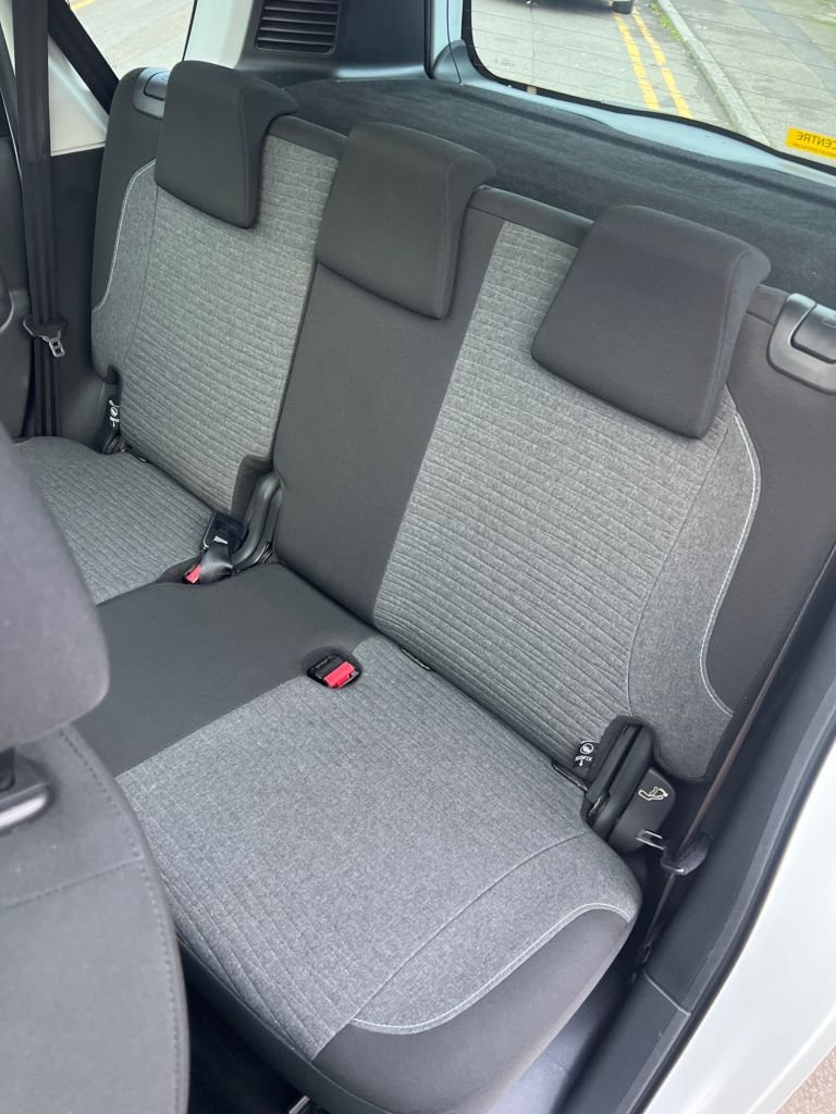 Used Citroen C3 Picasso 2017 for sale - 76910307: Photo 33