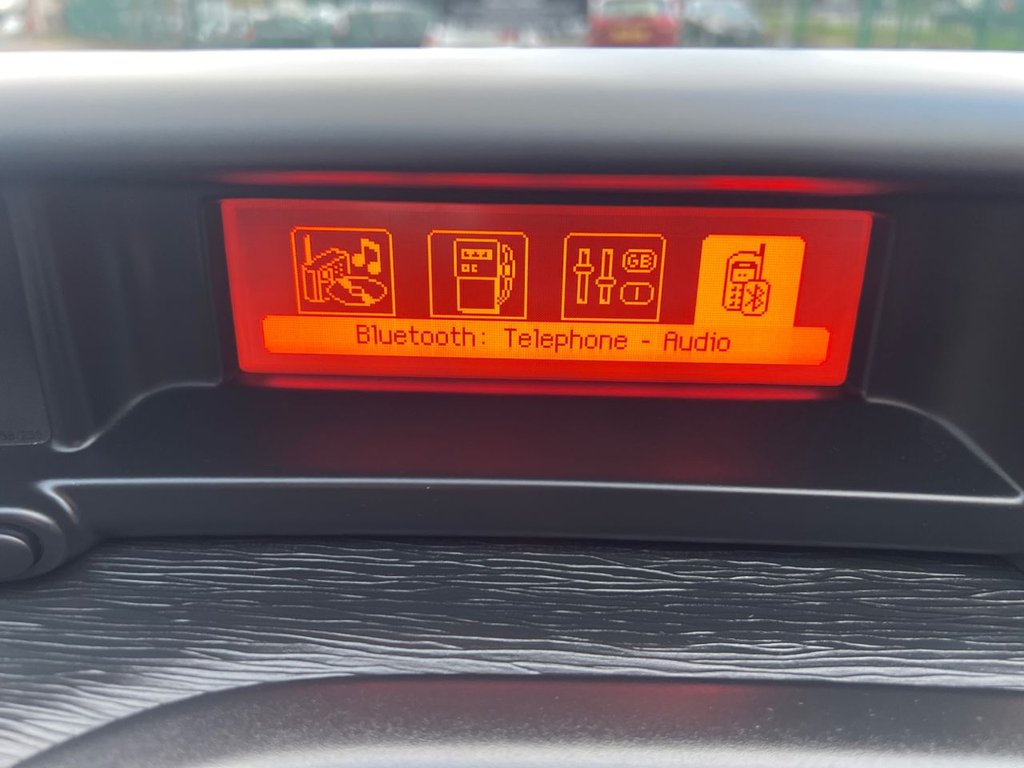 Used Citroen C3 Picasso 2017 for sale - 76910307: Photo 38