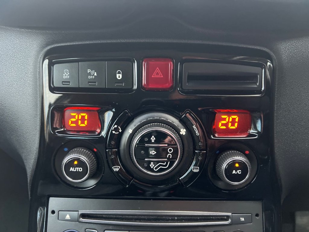 Used Citroen C3 Picasso 2017 for sale - 76910307: Photo 44