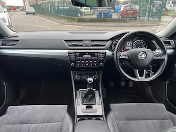 Used Skoda Superb 2017 for sale - 77369587: Photo