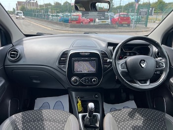 Used Renault Captur 2017 for sale - 79289171: Photo