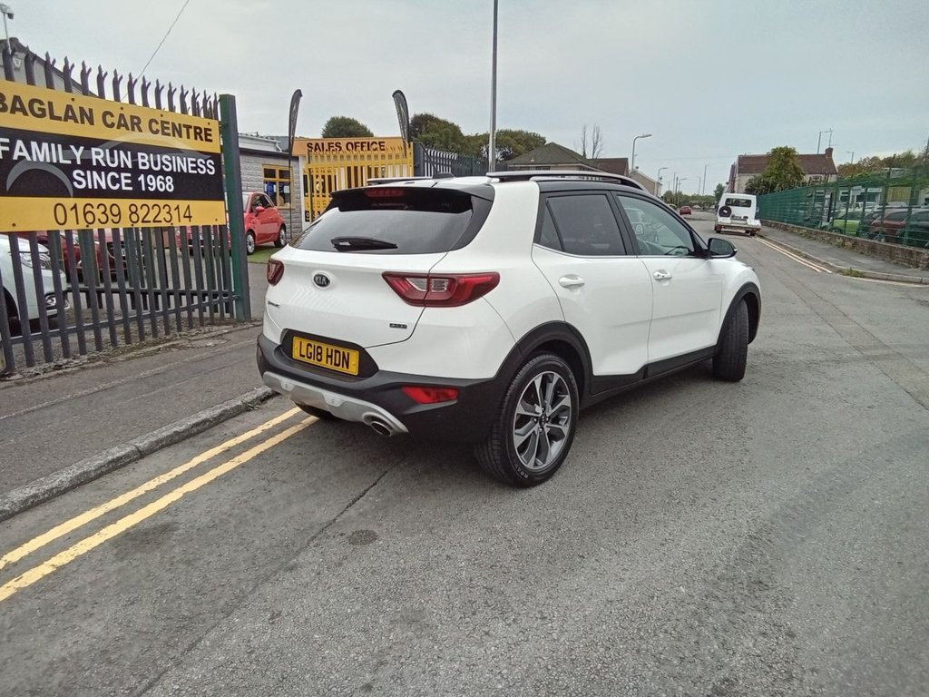 Used Kia Stonic 2018 for sale - 76710928: Photo 8