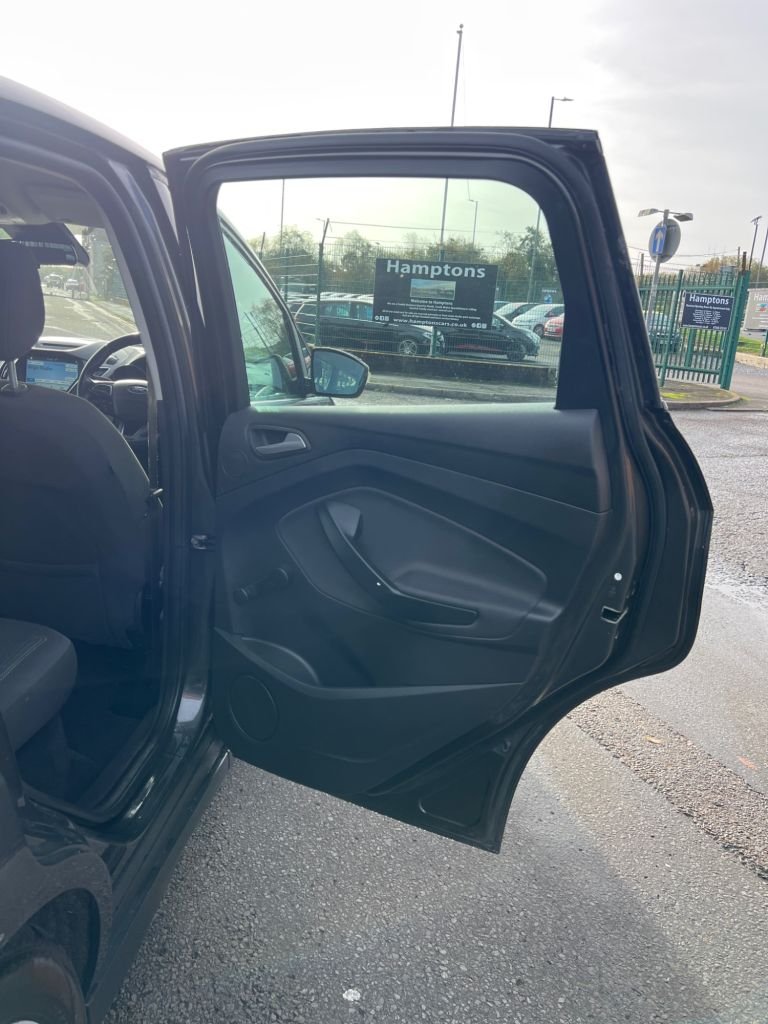 Used Ford C-Max 2019 for sale - 76509843: Photo 17