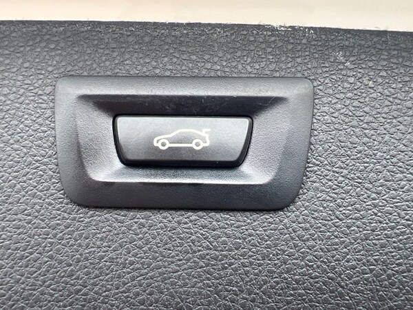 Used BMW 3 Series 2019 for sale - 71572010: Photo 48