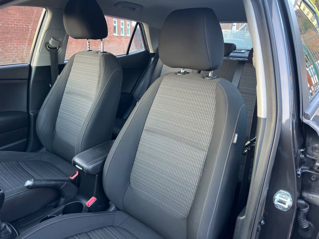 Used Kia Stonic 2018 for sale - 76910026: Photo 24