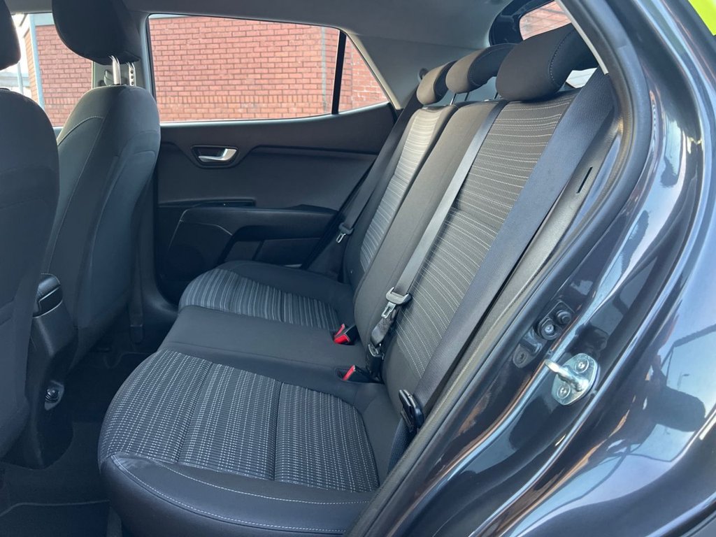 Used Kia Stonic 2018 for sale - 76910026: Photo 26