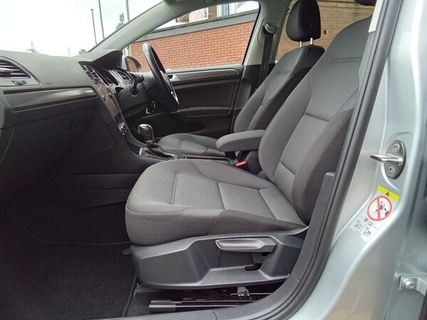 Used Volkswagen Golf 2019 for sale - 75585162: Photo 24