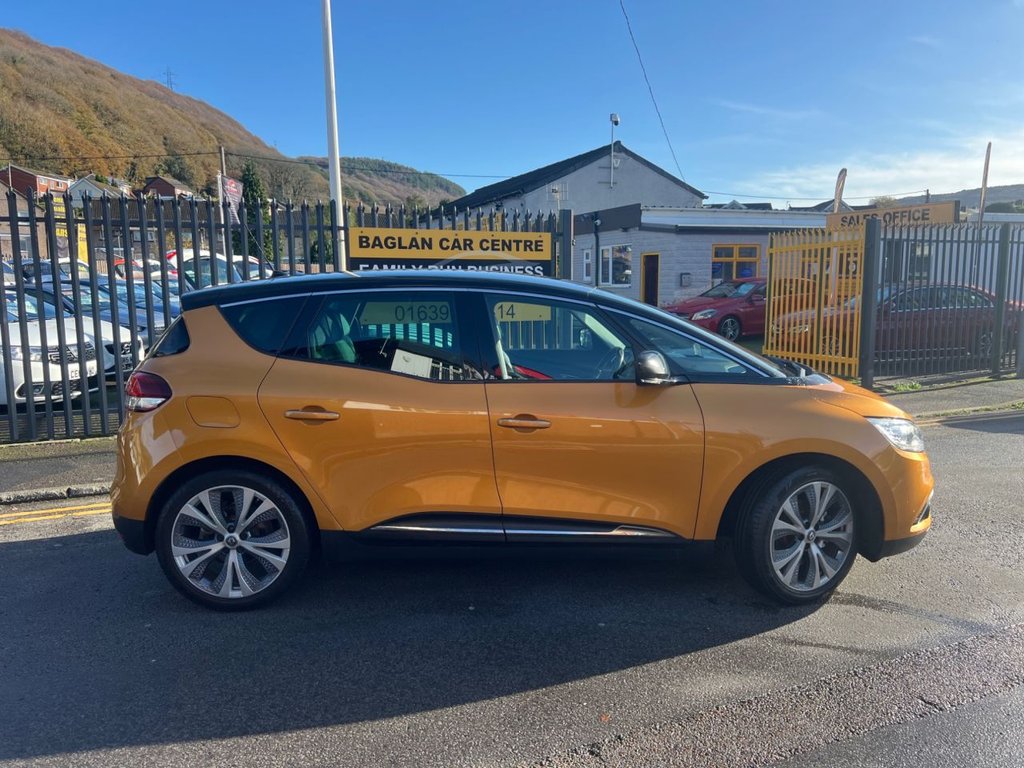 Used Renault Scenic 2017 for sale - 76590730: Photo 2
