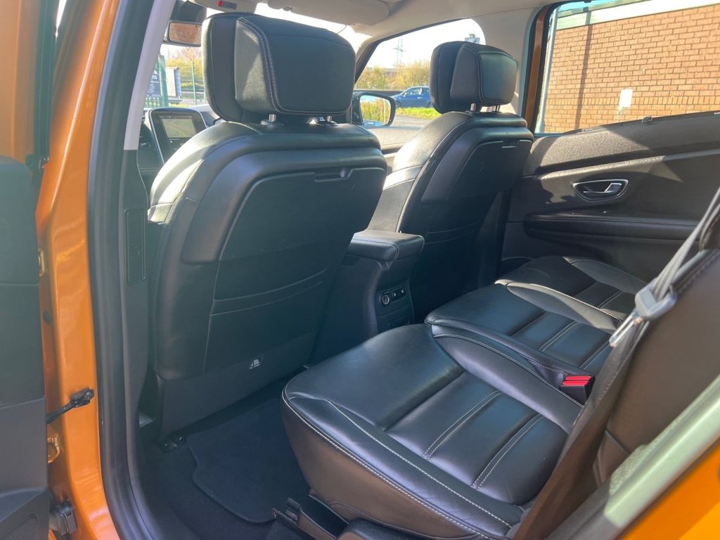Used Renault Scenic 2017 for sale - 76590730: Photo 42