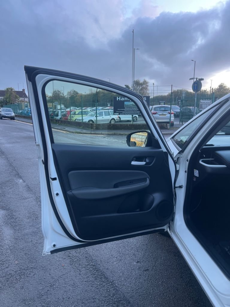 Used Honda Jazz 2021 for sale - 76417708: Photo 14