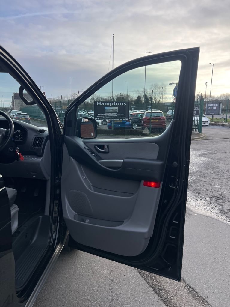 Used Hyundai i800 2018 for sale - 77631877: Photo 17