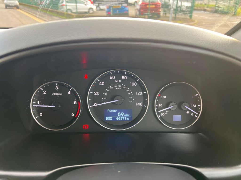 Used Hyundai i800 2018 for sale - 77631877: Photo 38