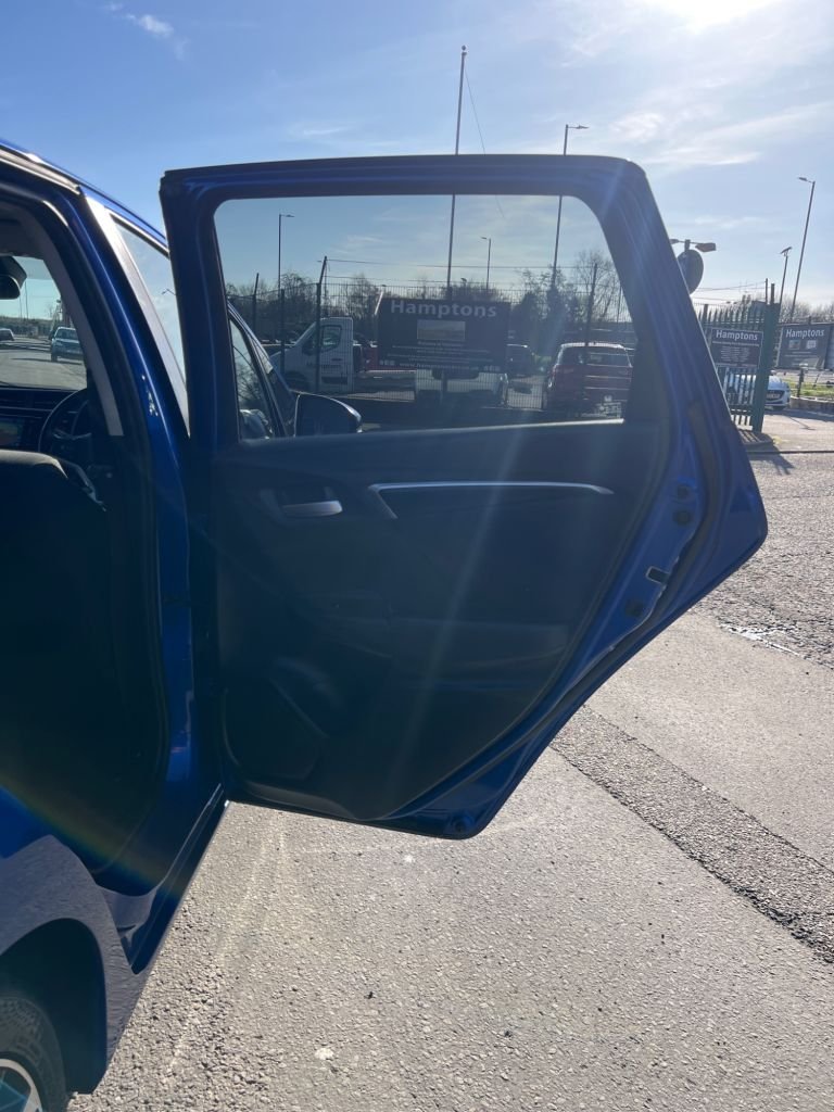 Used Honda Jazz 2016 for sale - 77642627: Photo 25