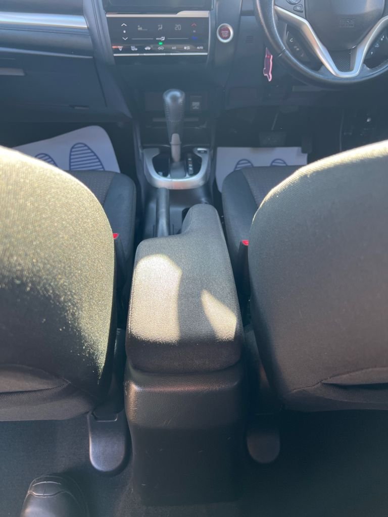 Used Honda Jazz 2016 for sale - 77642627: Photo 38