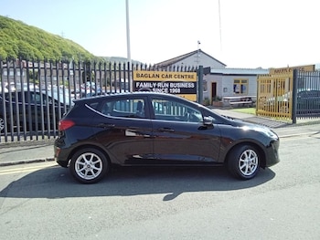 Used Ford Fiesta 2018 for sale - 74494783: Photo