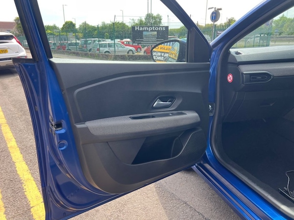 Used Dacia Sandero 2021 for sale - 74581137: Photo 17