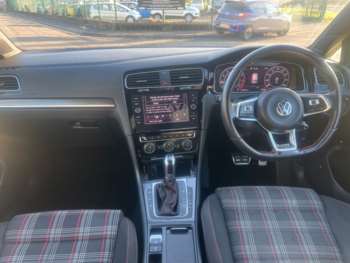 Used Volkswagen Golf 2017 for sale - 72811032: Photo