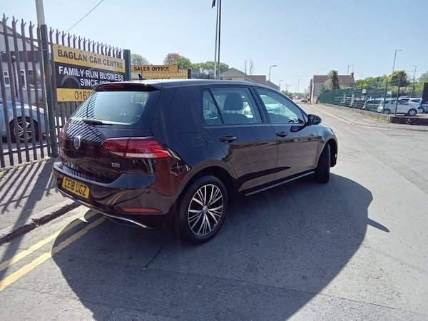 Used Volkswagen Golf 2018 for sale - 74416105: Photo 9