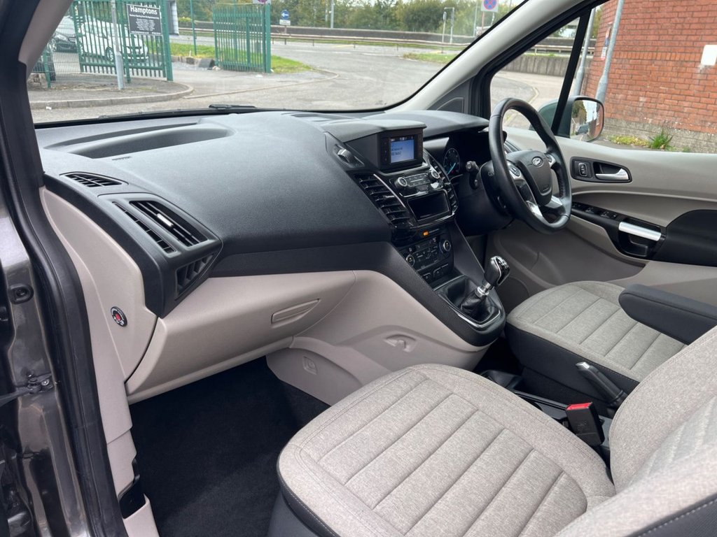 Used Ford Tourneo Connect 2019 for sale - 76245388: Photo 18