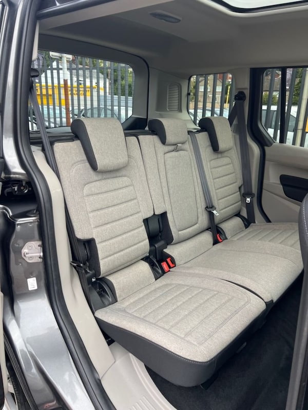Used Ford Tourneo Connect 2019 for sale - 76245388: Photo 27