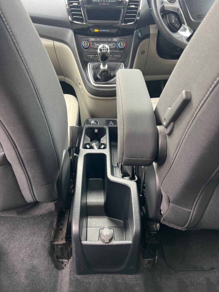 Used Ford Tourneo Connect 2019 for sale - 76245388: Photo 30