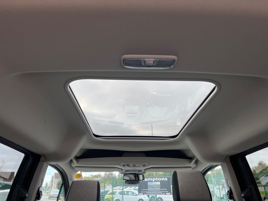 Used Ford Tourneo Connect 2019 for sale - 76245388: Photo 33