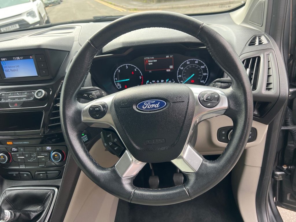 Used Ford Tourneo Connect 2019 for sale - 76245388: Photo 39