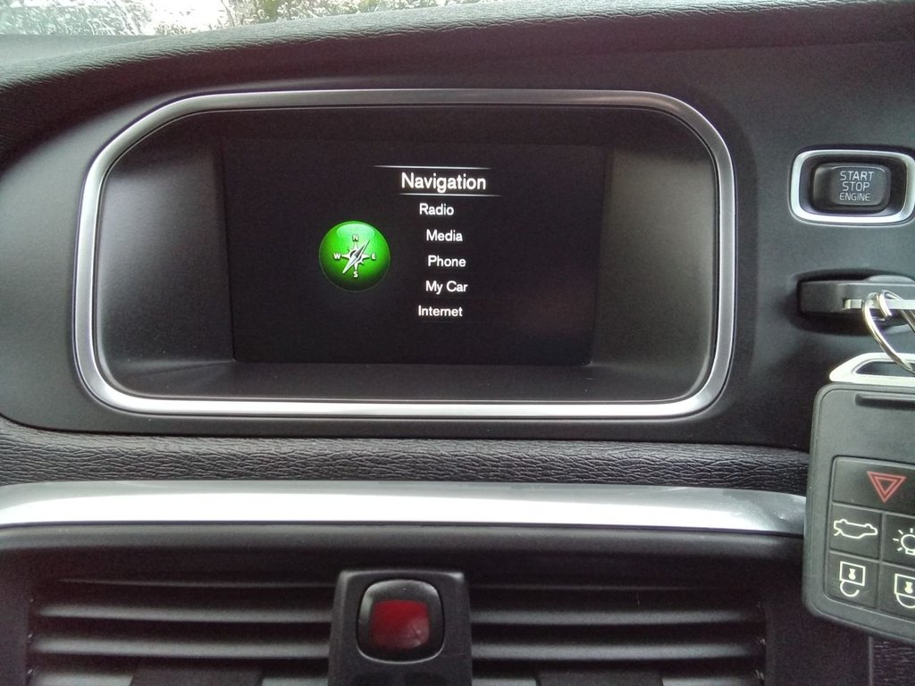 Used Volvo V40 2015 for sale - 76163093: Photo 13