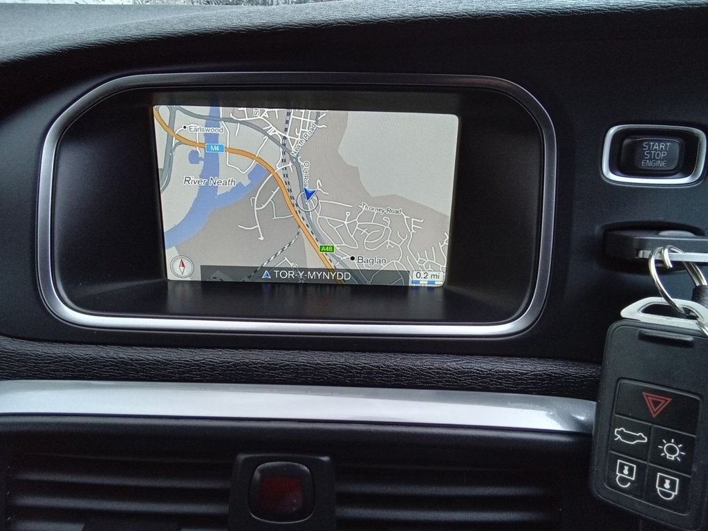 Used Volvo V40 2015 for sale - 76163093: Photo 14