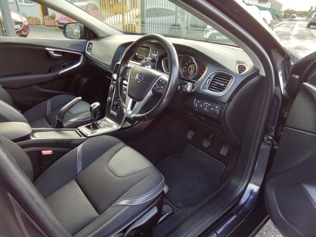 Used Volvo V40 2015 for sale - 76163093: Photo 29