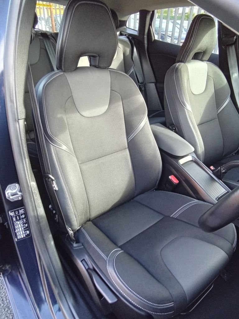 Used Volvo V40 2015 for sale - 76163093: Photo 33